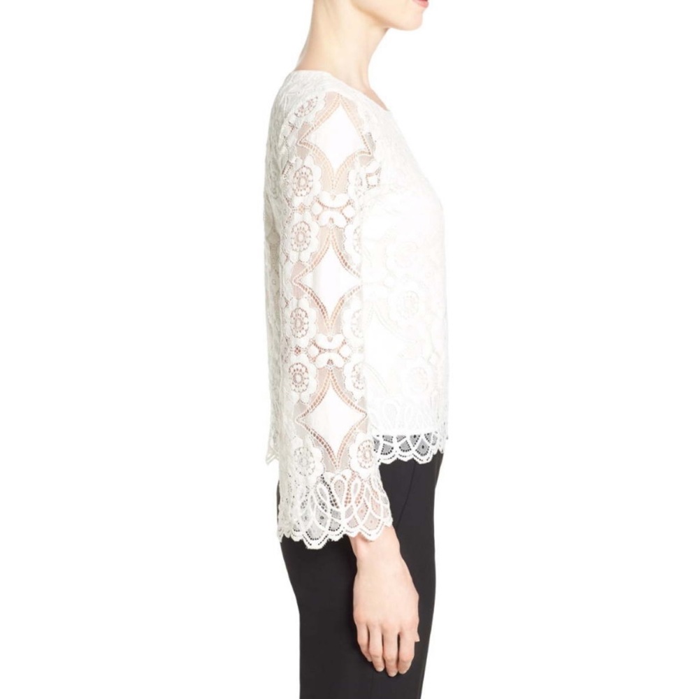Vince Camuto Lace Bell Sleeve Blouse Lg 12-14 EUC - Picture 4 of 9